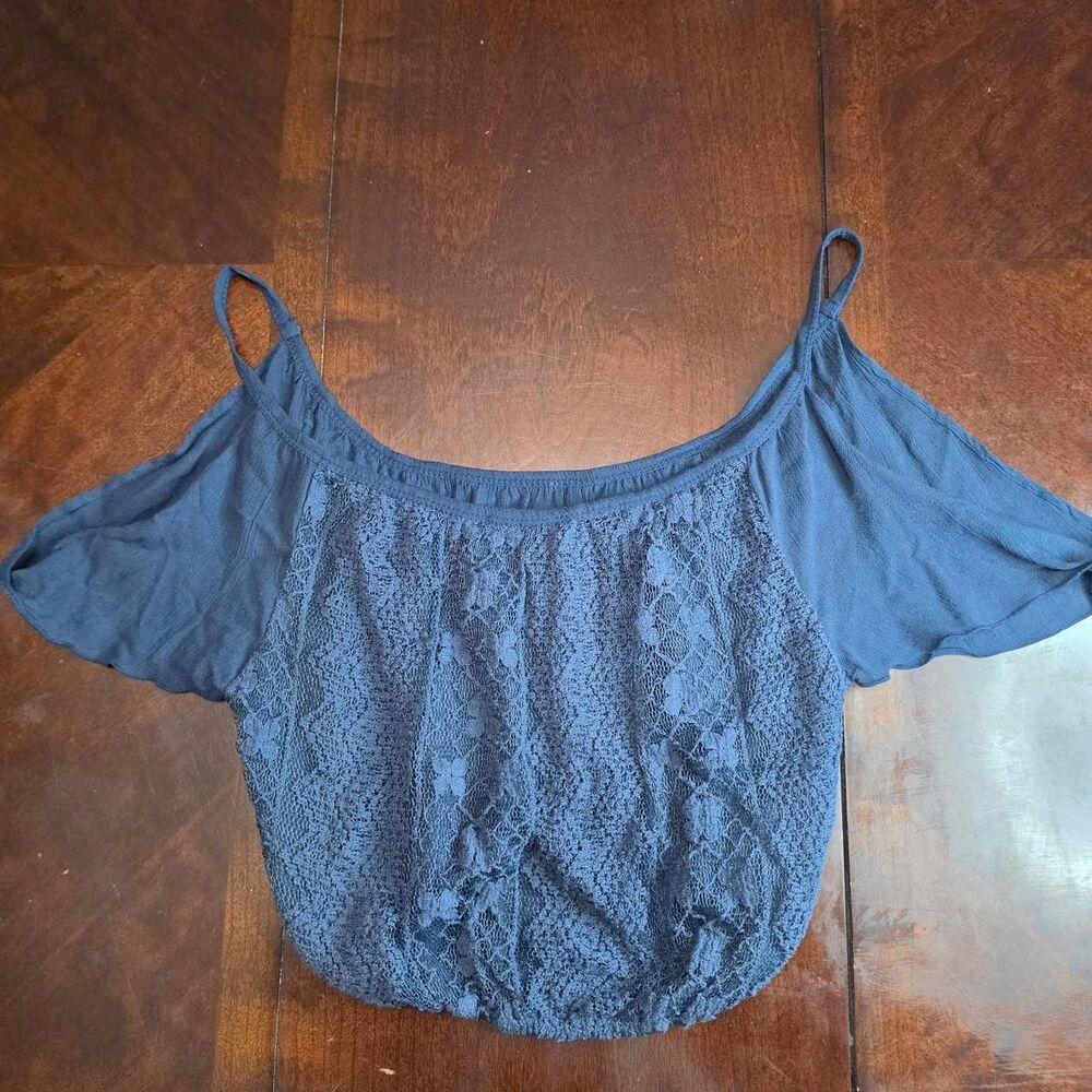 Hollister-co Women's Navy and Blue Crop-top